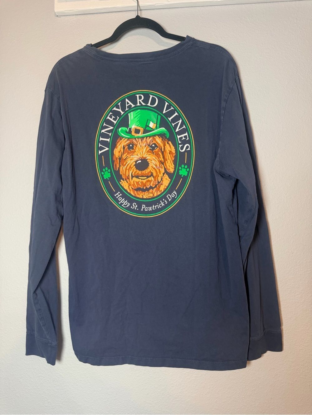 Vineyard Vines Mens St. Pawtrick's Day Dog Graphic T-Shirt Large Long Sleeve